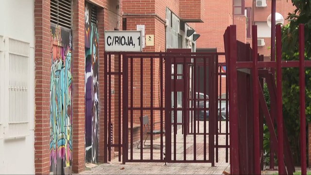 La compraventa de viviendas vuelve a tasas negativas tras desplomarse un 21,5% en mayo