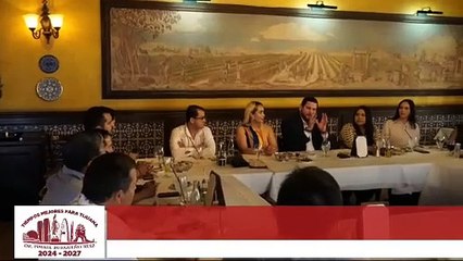 Ismael Burgueño hace reunión con su planilla electoral