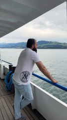 Arbab farooq listening Abduraan as sudais imam Kabba