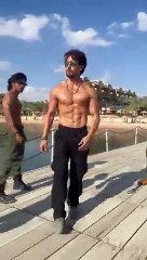 ISHQ JAISA KUCH - Tiger Shroff - New Dance Moves