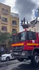 خلاء عمارة سكنية بعد اندلاع حريق بإحدى الشقق في عمان