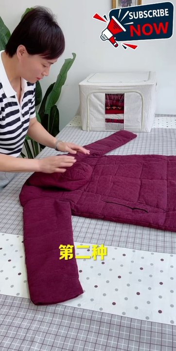 Folding clothes hacks 1