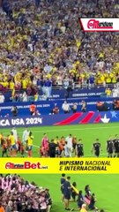 ¡Salida al terreno de Juego de los equipos!