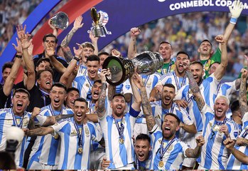 Breaking News - Argentina win Copa America