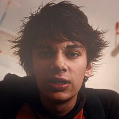 Love Movies: Top Picks & Classics 🎬