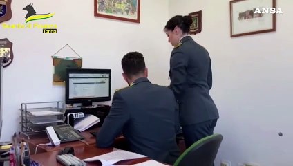 Favorivano l'ingresso di migranti e truffavano per avere Naspi o Rdc