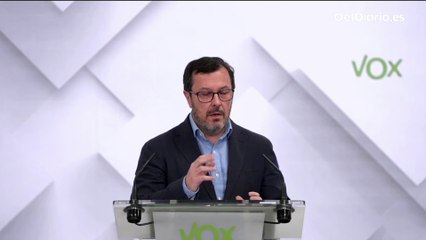 Vox acusa al PP de "alentar el transfuguismo" por "persuadir" a sus cargos para que dejen el partido