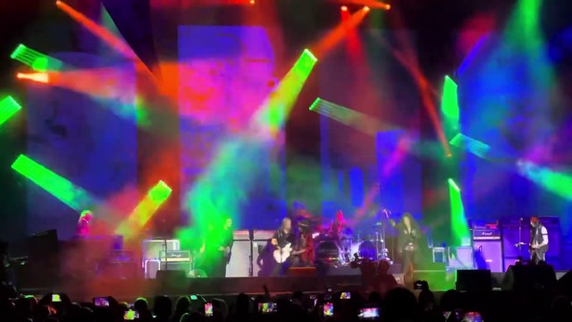 Hollywood Vampires & Tony Iommi - Paranoid (Live in Birmingham July 11th, 2023)