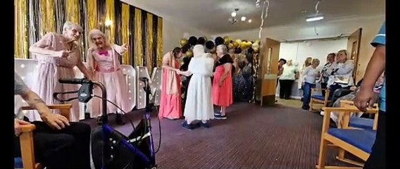 Lansbury Court care home stages Prom 2024