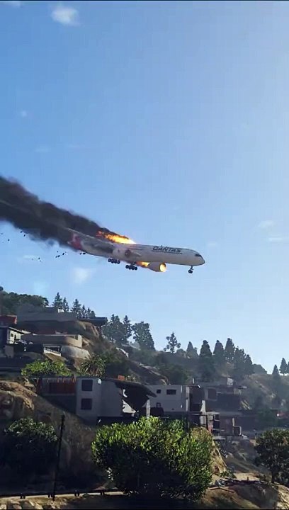 Qantas 747 airplane crash
