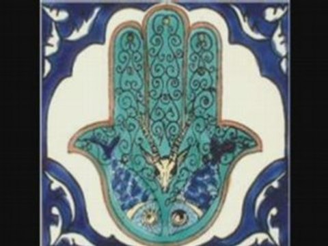 Hymne aux Chleuhs, les Berberes et les Rifis..