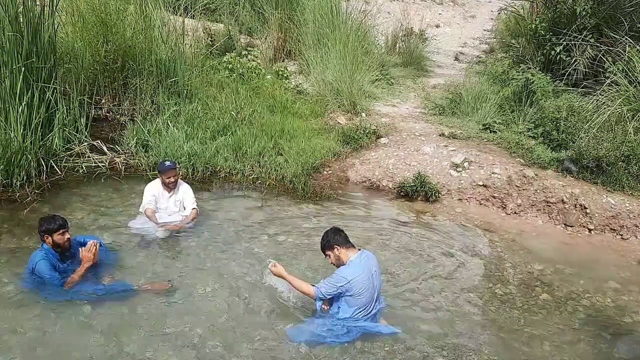 My first vlog || Swimming in pool india water pool