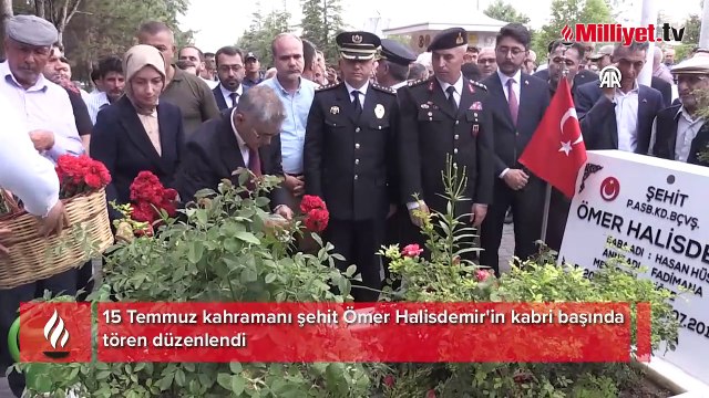 Şehit Astsubay Kıdemli Başçavuş Ömer Halisdemir'in kabrinde tören düzenlendi