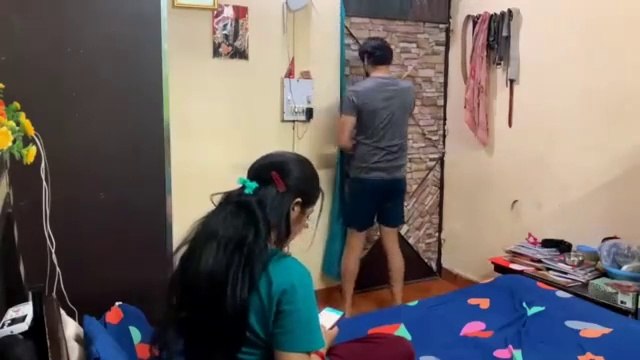 Pati Ne Kha Li Goli Biwi Bhagi Room Ke Bahar II Prank On Wife II Jims Kash #prank #funny #comedyरिंकी के पति का तो बहुत छोटा है || डबल मीनिंग प्रैंक | पति ने खा ली गोली बीवी भागी कमरे के बाहर II पत्नी पर प्रैंक II जिम्स काश #प्रैंक #फनी