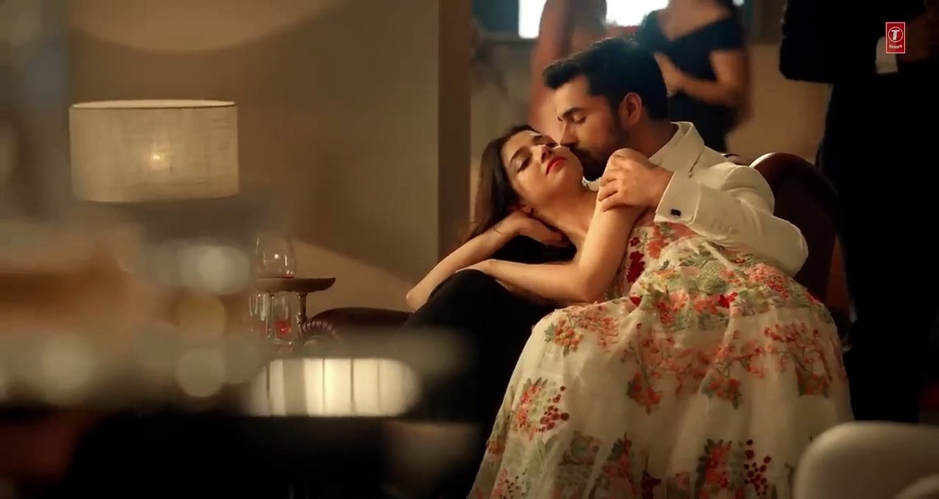 Besharam Bewaffa Song_ Divya K, Gautam G, Siddarth G _ B Praak, Jaani _Radhika, Vinay_ Bhushan Kumar
