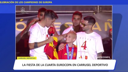 El detallazo de Morata con María, la 'Princesa Futbolera Guerrera' en la celebración de la Eurocopa