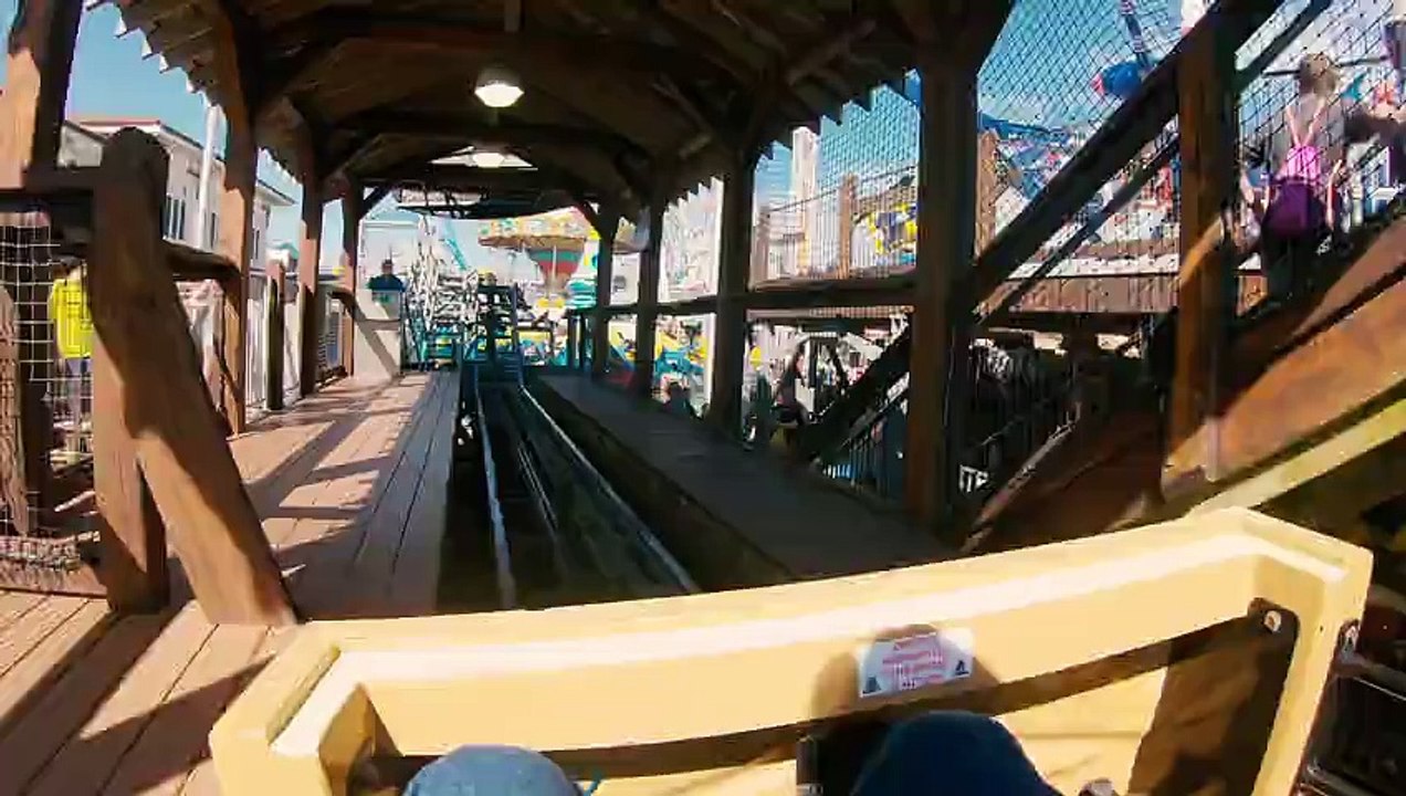 POV of Pirates Gold Rush Kiddie Coaster at Playland's Castaway Cove (Ocean City, NJ)
