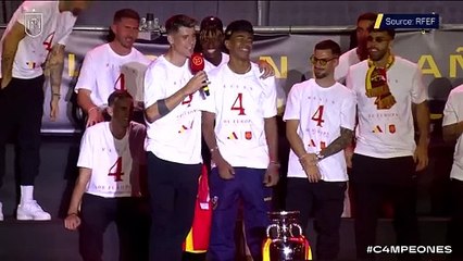 Spanish fans acclaim teenager Yamal in Madrid