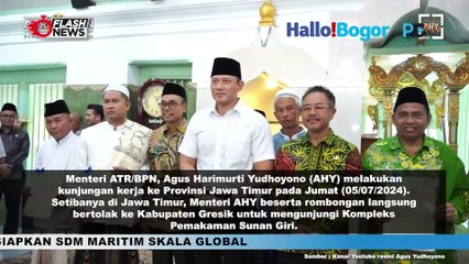 Kementerian ATR/BPN Serahkan Sertifikat Wakaf untuk Masjid Sunan Giri dan Ziarah Makam di Gresik
