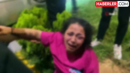 Hurdaya dönen araçtan çıkarılan sürücü, kendi yarasını unutup hamile arkadaşının yardımına koştu