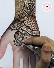 Beautiful actress ashi singh hand mehndi design recreate #ashisingh #mehndi #mehndidesign #hennadesign #mehndiinspiration #mehndihenna #mehndi_inspire #hennaforall #hennapro #hennaforbeginners #mkmehandiart #mkmehandi