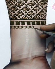 neha kakkar wedding front side awesome mehndi design #nehakakkar #wedding #nehakakkar #mehndidesign #mehndi  #hennadesign #hennatime #hennavideos #mehndibride #bridalmehendi #weddingmehndidesign #bridalmehndidesigns #mehndiindia #mehndivideo #mkmehandiart