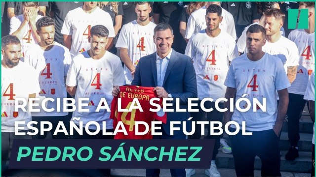 Pedro Sánchez recibe a la Selección española de fútbol