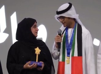 الأم هي السند الأول ورفيقة الدرب لأبنائها