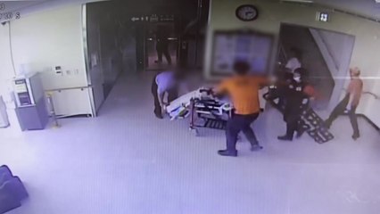 초복 식사한 경로당 회원 3명 중태..."농약 성분 검출" / YTN