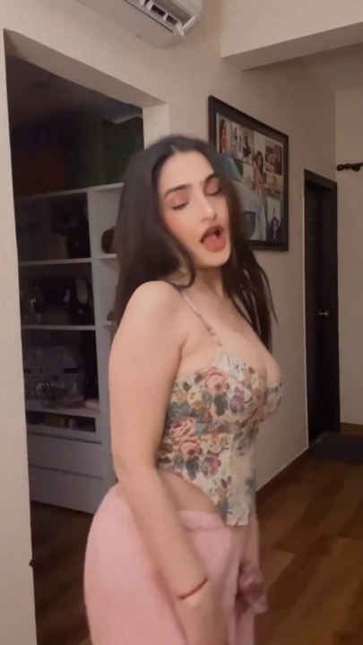 New Trending Instagram Reels Video-All Famous Tiktok Star-Today Viral Insta Reels Video-Insta Reels