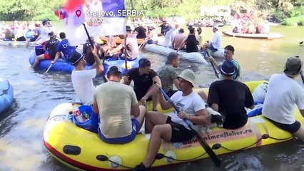 Picknick auf dem Fluss? So entkommt man in Serbien der Hitze