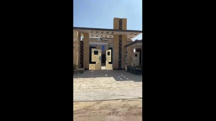 فيلا للبيع في الريف الاوروبي تشطيب راقي بحمام سباحة موقع حيوي