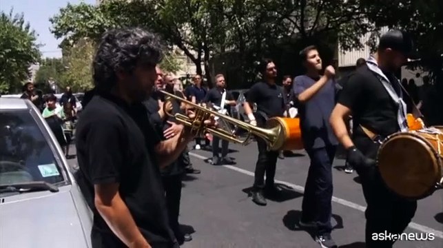 Gli sciiti iraniani celebrano l'Ashura a Teheran