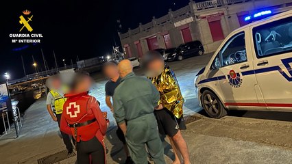 Rescatados dos náufragos a la deriva con síntomas de embriaguez en Bermeo