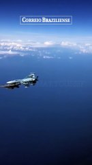 CAÇA RUSSO AFASTA AVIÃO DA OTAN EM ESPAÇO AÉREO