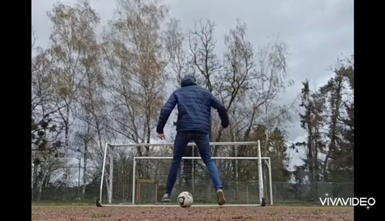 THE BEST FOOTBALLER EVER WITH HEAVY AUTISM?