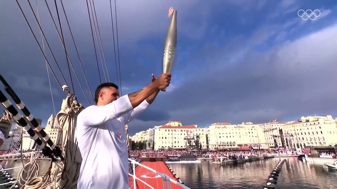 Juegos Olímpicos París 2024: La canción oficial interpretada en la llegada de la antorcha olímpica