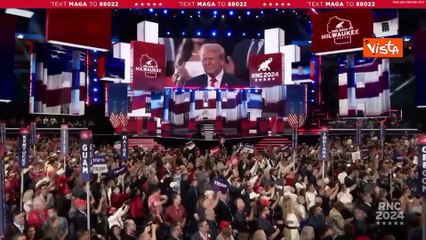 Trump sceglie il suo vice, JD Vance, senatore dell'Ohio. Eccoli insieme alla convention repubblicana