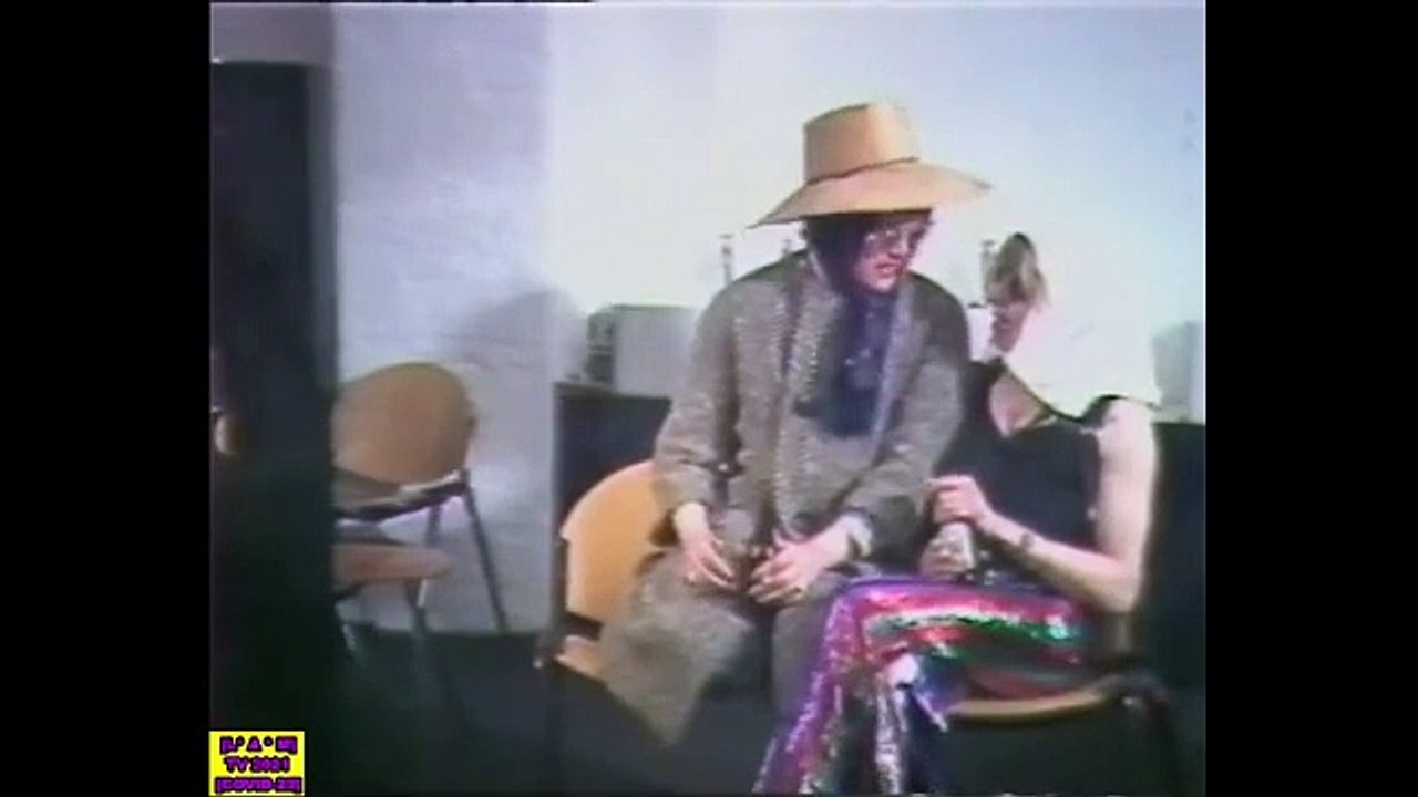 068 SONS FIND DEVILS _ VHS _ VIRGIN PRUNES _ HEATHER LOCKDOWN SESSION  [SPUTNIK-67]