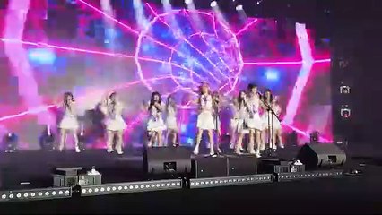 AKB48TeamSH五周年低质饭拍合集 flying get