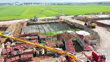 TOKİ konutları tamamlanıyor… Bakan Kurum evlerine taşınan depremzedeleri ziyaret etti