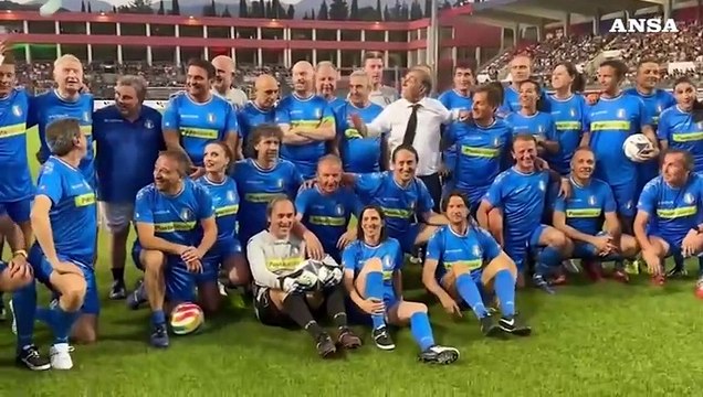 Partita del cuore , per una volta politici insieme nella stessa squadra