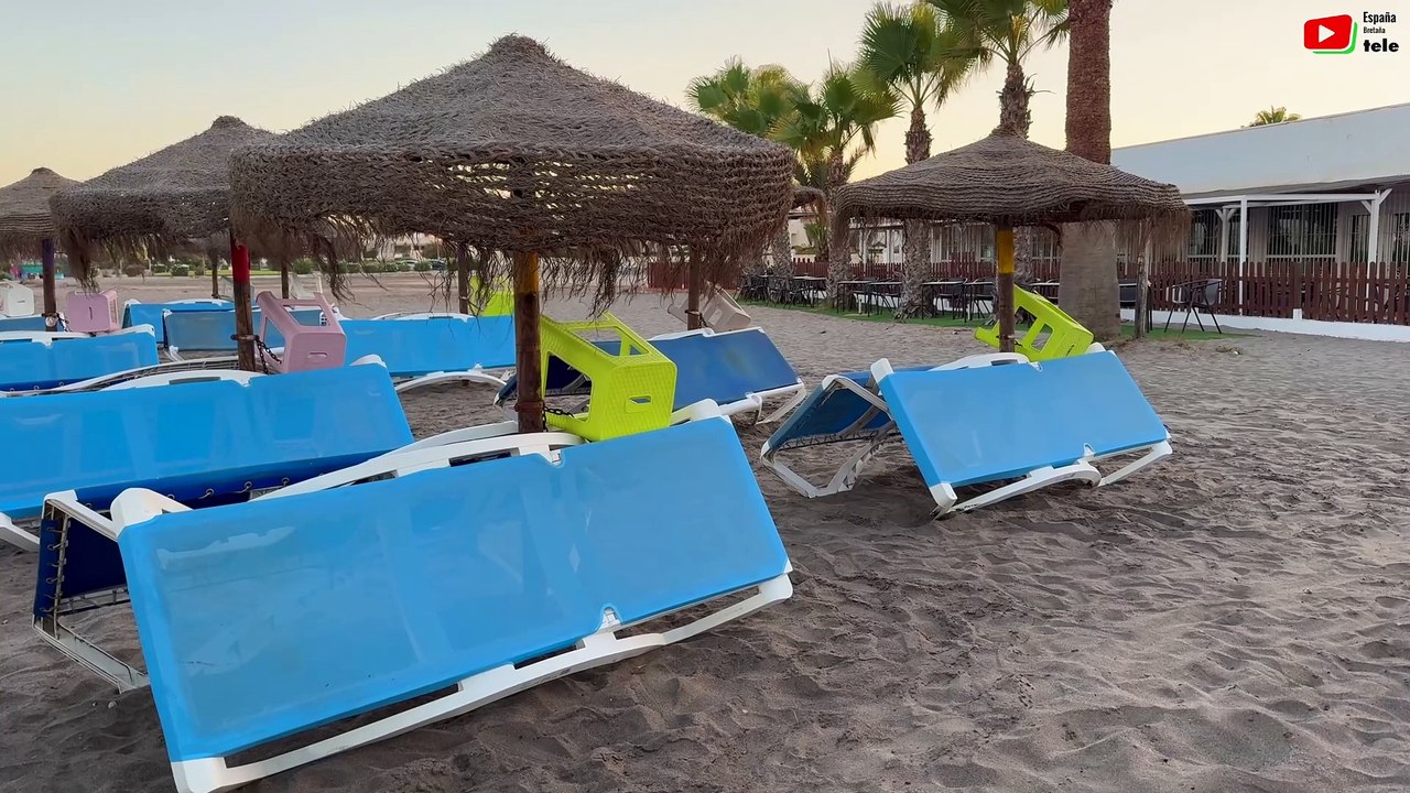 Vera Playa  |  Zona y Playa Nudista   | España Bretaña Tele