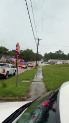 Alerta en Nashville, Illinois, por el inminente colapso de una represa