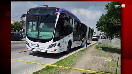 Muere una mujer atropellada por un camión de Mi Macro Periférico