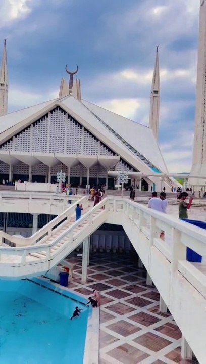 FAISAL MOSQUE