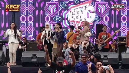 Lirik Lagu Selendang Biru oleh Rina Aditama 🎶 | Dangdut Koplo Indonesia