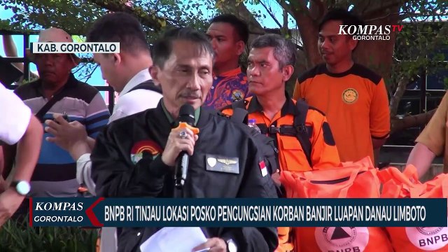 Kepala BNPB Serahkan Bantuan Serta Tinjau Posko Pengungsian Korban Banjir Luapan Danau Limboto