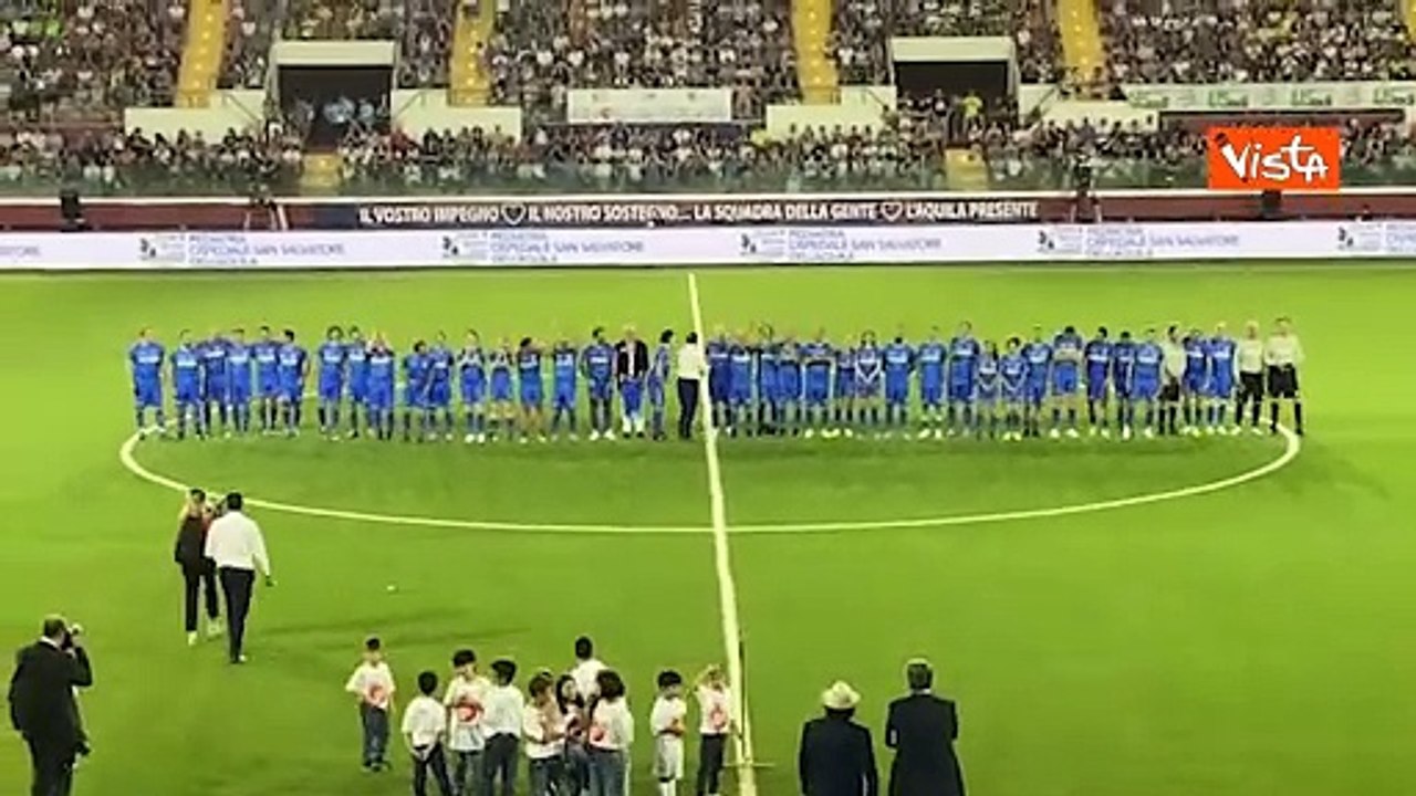 Il rigore decisivo di Giuseppe Conte alla Partita del Cuore, centrale e in rete