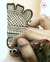 Alia bhat front hand mehndi design (inspired by veena nagda) #mehndidesign #hennadesign #mehndilovers #beautifulmehndi #simplemehndi #arabicmehandi #mehndilovers  #hennavibes #mkmehandiart #mkmehandi